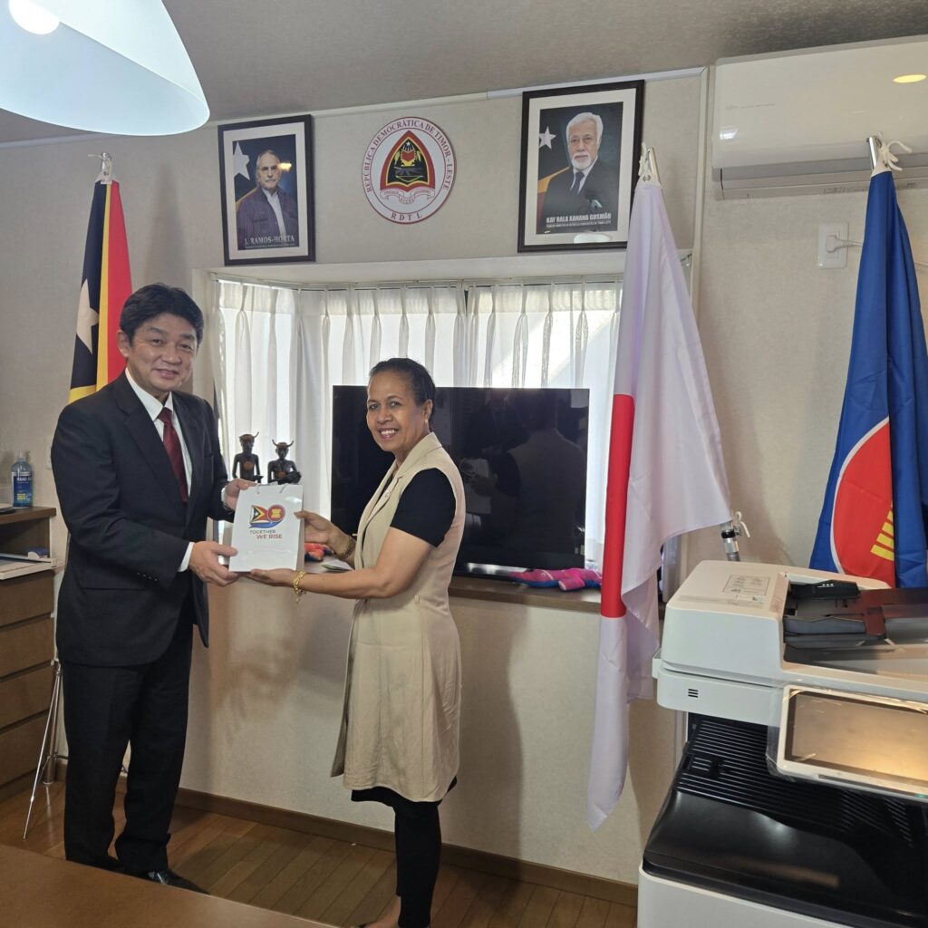 Ambassador Maria Terezinha da Silva Viegas meeting with representatives of Chugoku Electric Power Co., Inc. at the Timor-Leste Embassy in Tokyo to discuss potential energy cooperation