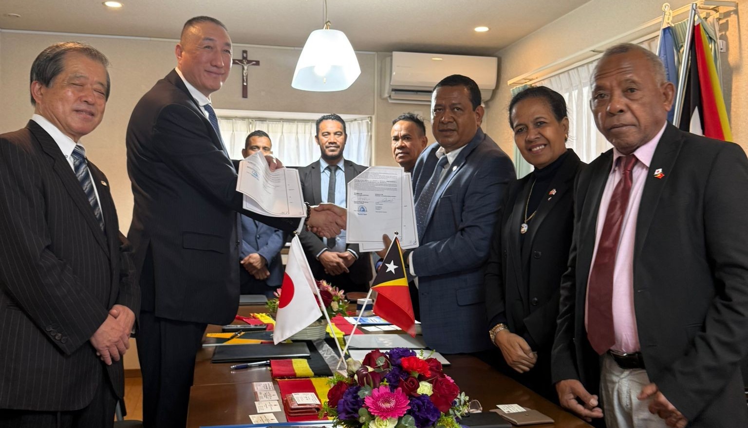 Ambassador Viegas witnessing the signing of Technical Intern Training MoU in Tokyo