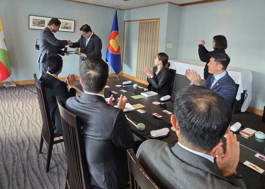 Ambassador Maria Terezinha da Silva Viegas attends the handover of the ASEAN Committee in Tokyo Chairmanship luncheon.