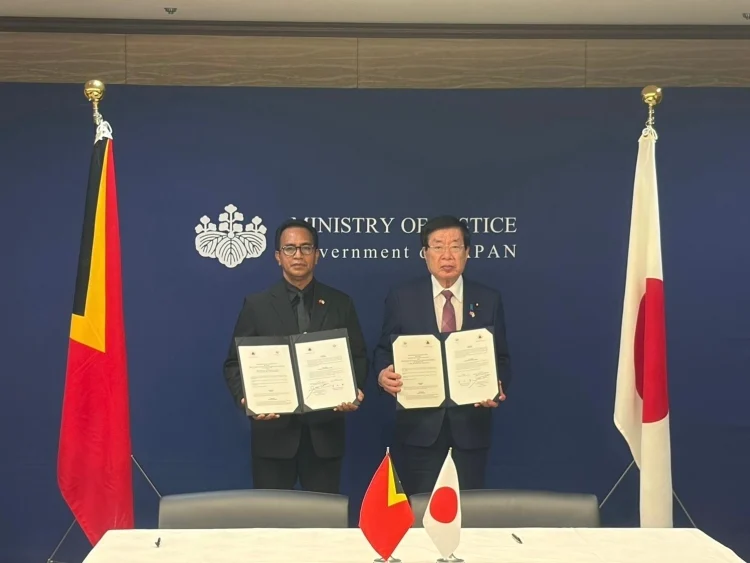 Ministers of Justice Timor-Leste and Japan holding signed MoC, Tokyo 2026
