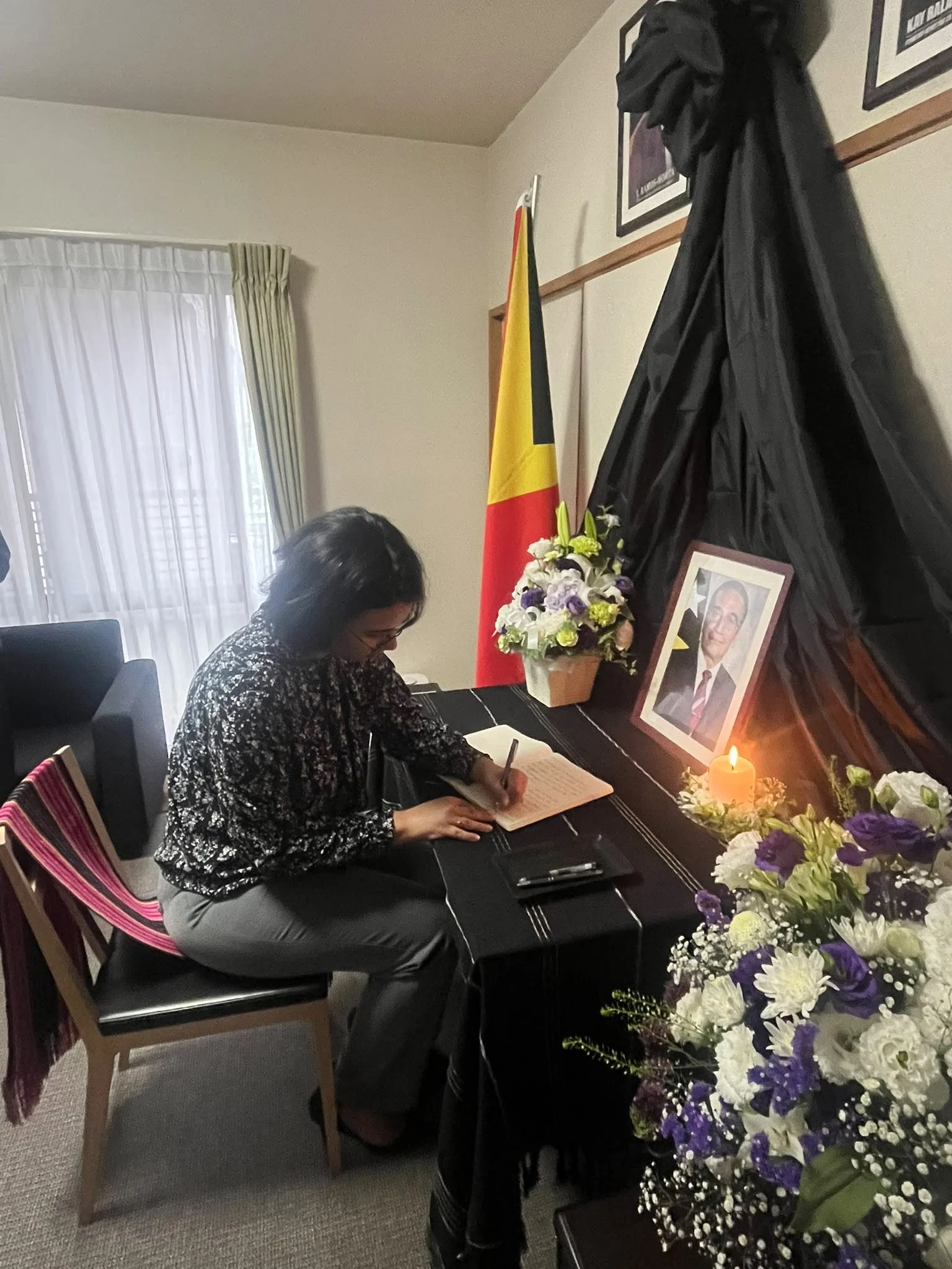 Diplomatic corps at the Embassy memorial