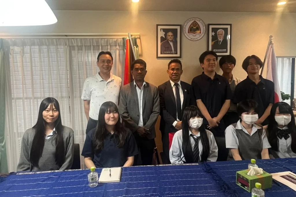 Embassy Welcomes Japanese Students for Cultural Exchange