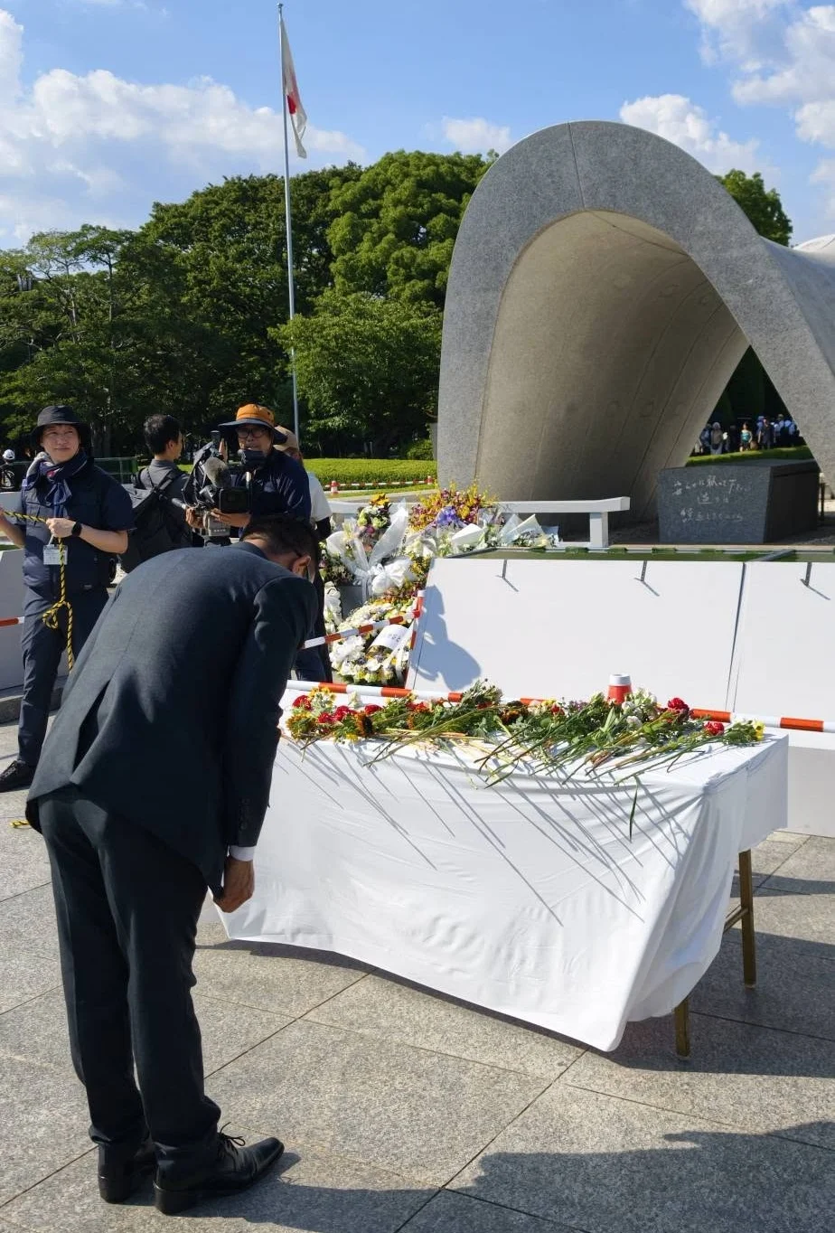 Diplomatic representatives gathered for the Flower Offering Ceremony in Hiroshima Peace Memorial Park