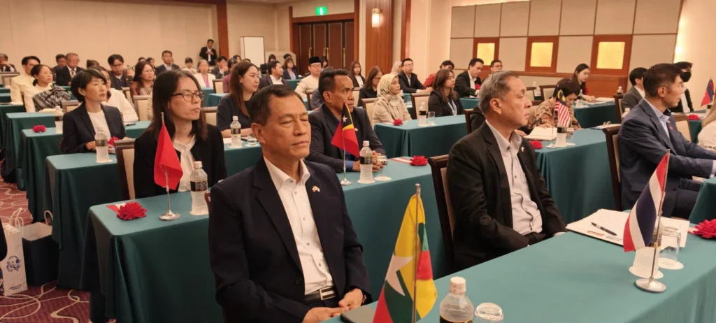 Counselor Célio Attends 330th ASEAN Meeting in Hiroshima