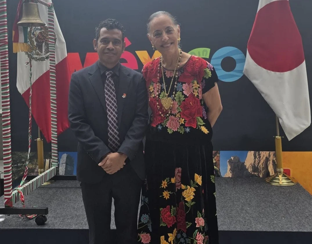 Labor Attaché Mr. João alongside the Ambassador of Mexico to Japan, H.E. Ms. Melba Pría, at the 216th Anniversary of Independence Reception